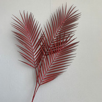 Branche de feuille de palmier en plastique artificiel trois fourchettes Madagascar Palm Greenery pour mariage Noël Pâques décoration de plafond intérieur
