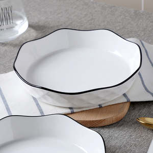 Assiette en céramique minimaliste à bords ondulés, bol de service moderne en porcelaine blanche, vaisselle élégante pour la décoration de la maison et de la <span class=keywords><strong>cuisine</strong></span> - Product Image 2