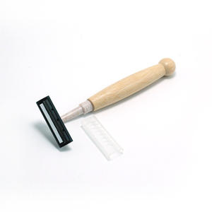 Hoge Kwaliteit Twin Blade Rvs Herbruikbaar Gezicht Scheermes Met Beukenhouten Handvat Voor Mannen - Product Image 5