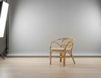 Fauteuil de détente capitonné de luxe Dolvio, revêtement haut de gamme effet peau, pour un salon, une chambre, un appartement ou un hôtel élégants.