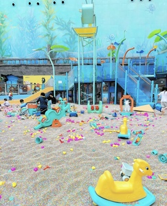 Aire de jeux intérieure personnalisée pour les enfants avec piscine à balles en PVC PU EPE <span class=keywords><strong>Waterworld</strong></span> et toboggan super long dans les centres commerciaux - Product Image 3