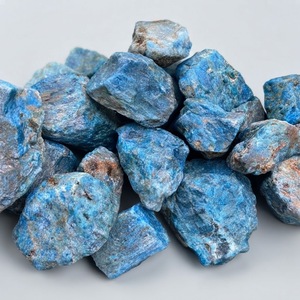 Pietre Grezze Naturali di <span class=keywords><strong>Apatite</strong></span> Blu, Grandi Dimensioni, per Decorazione - Product Image 1