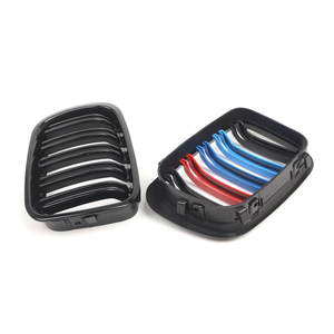 Pour <span class=keywords><strong>BMW</strong></span> <span class=keywords><strong>Série</strong></span> 3 E46 4 Portes 1998-2001 Calandres Avant Double Haricot Noir Brillant Couleur <span class=keywords><strong>M</strong></span> 51138208489 51138208490 - Product Image 4