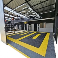 Moderne Rutschfeste Schlichte PVC-Vinylbodenbeläge, Breite Dielen, Garagenbodenfliesen mit Klick-Installation für Innenräume und Autowaschanlagen