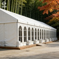 Tente extérieure en aluminium et PVC de 10m*21m pour 200 personnes, pour mariages, événements, expositions et célébrations, directement de l'usine