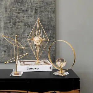 Adornos de metal para sala de estar, artesanías de cristal para souvenirs, objetos decorativos