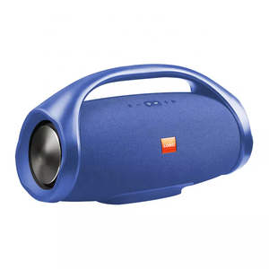 BOOMBOX Altavoz Portátil con Micrófono, Bajos Profundos, Resistente al Agua, Bluetooth, para Camping, Playa y Fiestas - Product Image 2