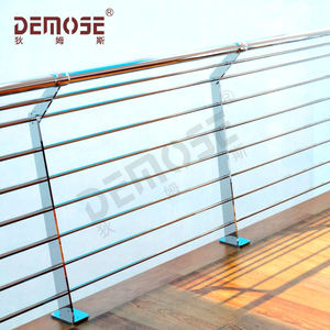 Balustrades et mains courantes <span class=keywords><strong>de</strong></span> clôture <span class=keywords><strong>de</strong></span> route et <span class=keywords><strong>de</strong></span> <span class=keywords><strong>jardin</strong></span> en acier inoxydable - Product Image 1