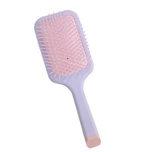 Brosse à cheveux coussinée noire mate à poils en nylon, forme oblongue, pour cheveux raides et massage capillaire - Product Image 5