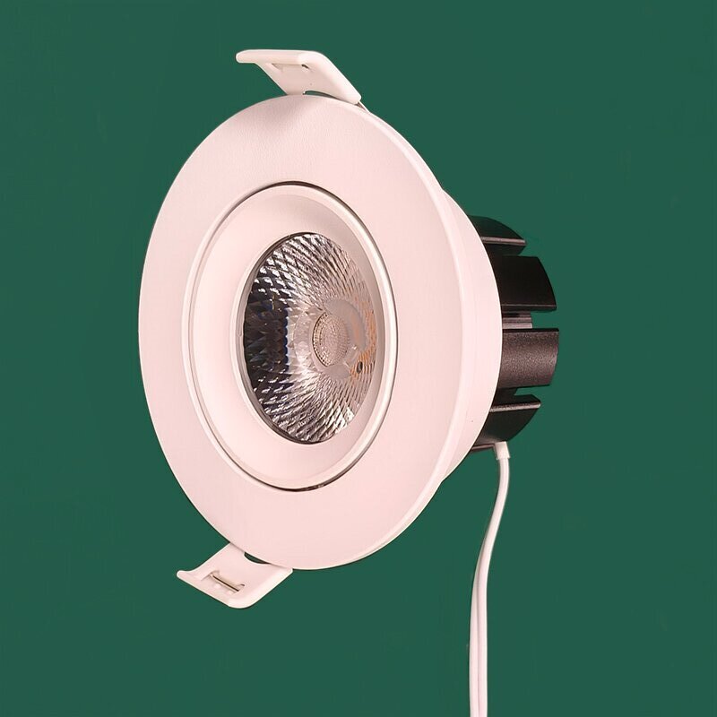 8W White 38°