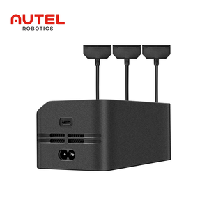 Autel Robotics <span class=keywords><strong>Max</strong></span> 4T Multi-cargador 200W <span class=keywords><strong>Max</strong></span> Series Autel Robotics <span class=keywords><strong>EVO</strong></span> <span class=keywords><strong>Max</strong></span> 4T 4N 3 en 1 Cargador de batería - Product Image 2