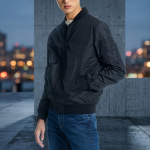 Blouson Bomber en Jean Vintage Hiver Zippé Rembourré Chaud Respirant Décontracté pour Hommes et Garçons, Imprimé Uni, Doublure Non Tissée, Vente en Gros - Product Image 3
