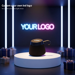 ลำโพงไร้สายแม่เหล็ก 5W พร้อมโลโก้ LED แบบกำหนดเอง แฮนด์ฟรี TWS สายคล้องคอไนลอน แหวนแม่เหล็กสำหรับติดผนังโทรศัพท์ - Product Image 4