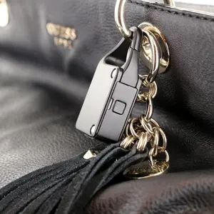 กุญแจล็อคอัจฉริยะบลูทูธ อุปกรณ์ส่วนตัว - Product Image 1