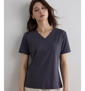 Camiseta de Cuello en V para Mujer, 75% Algodón Mercerizado, 25% Poliéster, Etiqueta Personalizada, 240 g/m², Camisetas Lisas de Algodón Pima para Damas - Product Image 6