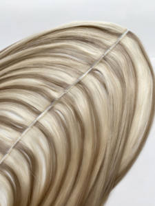 Capelli Europei Remy Super Double Drawn Pronti per la Spedizione, Trama Singola Invisibile con Foro a Farfalla, Capelli Genius con Colori Balayage Trendy - Product Image 5