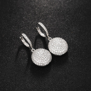 Orecchini Pendenti Geometrici Rotondi per Donne, Orecchini Scintillanti alla Moda per Uso Quotidiano - Product Image 2