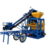 Machine de formage automatique de blocs de ciment à commande PLC économique avec pompe et boîte de vitesses pour la production de briques de pavé creuses en béton