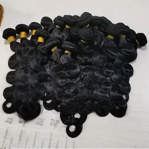 La cina fornisce Perruques capelli brasiliani vergini estensioni naturali dei capelli della donna capelli ricci grezzi di Bresilienne