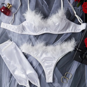 Conjunto de Lencería de Tres Piezas para Mujer, Nuevo, en Oferta, Suave, de Felpa, Transpirable, Cómodo y Divertido - Product Image 2