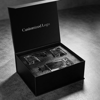 Ensemble de carafe à whisky gravée sur mesure de 750 ml avec 2 verres, coffret cadeau magnétique de luxe, emballage haut de gamme en stock, pour hommes et garçons d'honneur