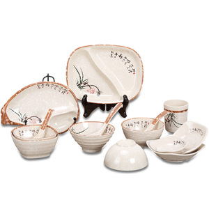 Juego de vajilla de melamina estilo imitación porcelana con diseño de plantas y flores para uso diario en hoteles, ligero. - Product Image 1
