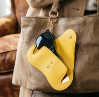 Étui à lunettes portable en cuir PU souple, mini pochette pour lunettes avec crochet porte-clés, sac de protection pour lunettes de soleil à suspendre en voyage