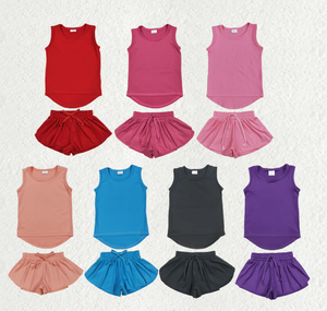 Ensemble de vêtements pour bébés filles, débardeur de yoga coloré sans manches et short à volants - Product Image 1
