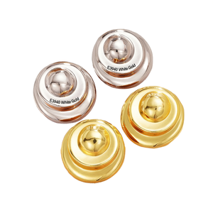 Boutons ronds classiques en or blanc E3940, plaqués sans nickel - Product Image 1