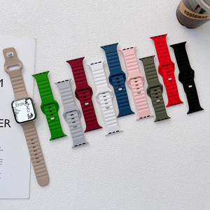 Correa de silicona con logotipo personalizado para iwatch 4, 5, 6 <span class=keywords><strong>SE</strong></span>, diseño ondulado, brazalete de hebilla inversa para <span class=keywords><strong>Apple</strong></span> <span class=keywords><strong>Watch</strong></span> - Product Image 3