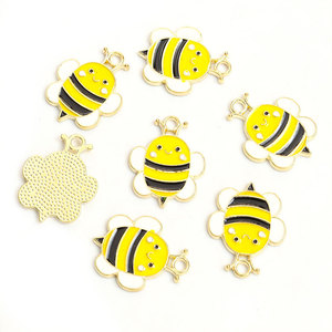 Liontin logam paduan gantungan kunci pesona Enamel lebah lebah desain kreatif jimat lebah - Product Image 6