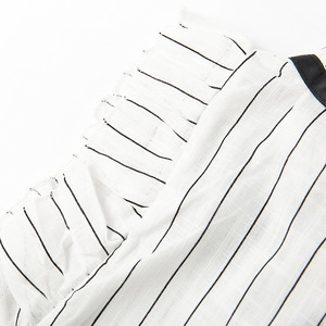 Conjunto de dos piezas casual para mujer: Camisa OL de manga volante y pantalón con falda a juego, estilo vestido a rayas. - Product Image 3