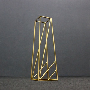 Centre de <span class=keywords><strong>table</strong></span> trapézoïdale en métal, stand floral, décoration pour mariage, 2019 - Product Image 4