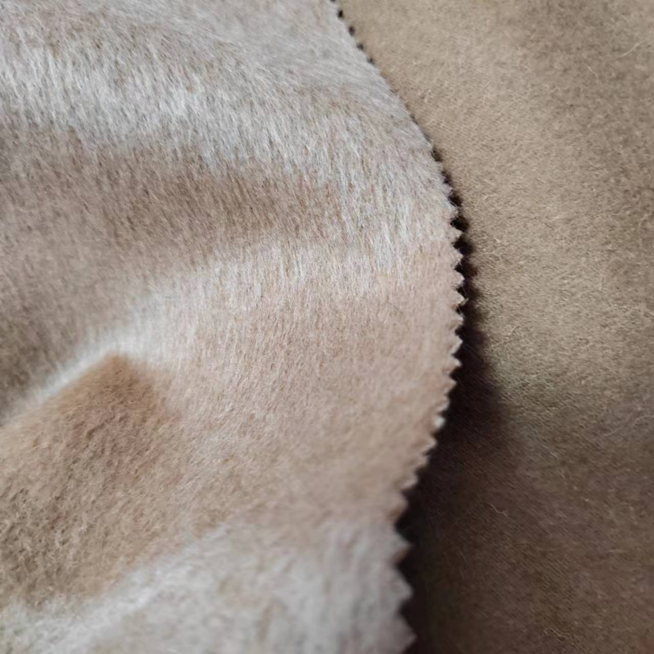 620g/m 51wool 10Alpaca 31viscose 8nylon Long Wool Feel Single Side Wool Coat Fabric