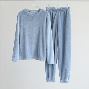 Conjunto de pijama de franela de invierno, pijamas de lana para <span class=keywords><strong>mujer</strong></span>, <span class=keywords><strong>ropa</strong></span> de dormir para el hogar, conjuntos de pijama femenino de terciopelo Coral grueso y cálido - Product Image 2