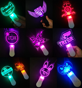 แท่งไฟ LED อะคริลิค 15 สี ปรับแต่งได้ - ไฟปาร์ตี้แบบใช้ซ้ำได้สำหรับคอนเสิร์ต เทศกาลดนตรี สนับสนุนคนดัง - Product Image 5
