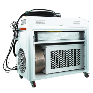 เครื่องเชื่อมเลเซอร์กำลังสูง 2000W 3-in-1 สำหรับโลหะ สแตนเลส อลูมิเนียม จากซานตง - Product Image 6