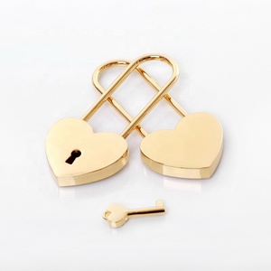 <span class=keywords><strong>Cadenas</strong></span> en alliage de zinc AJF en forme de cœur doré, antivol, déverrouillage par <span class=keywords><strong>clé</strong></span>, certifié RoHS, pour la Saint-Valentin - Product Image 1