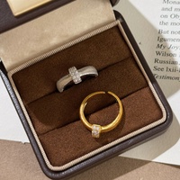 Bague en argent sterling 925 à la mode pour femme plaqué rhodium zircon cubique brossé pour anniversaire de fiançailles de fête de mariage