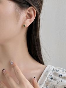 Dylam Stylish Tiny Women 925 Sterling Silver Rhodium 18K Gold Plated Flower Shape <b>Black</b> Agate <b>Stud</b> <b>Earrings</b> - Product Image 6