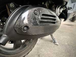 Silenciador de tubo de <span class=keywords><strong>escape</strong></span> de fibra de carbono Real <span class=keywords><strong>para</strong></span> motocicleta, protector térmico de aislamiento <span class=keywords><strong>para</strong></span> <span class=keywords><strong>VESPA</strong></span> GTS <span class=keywords><strong>200</strong></span> 250 300 2013-2020 - Product Image 4