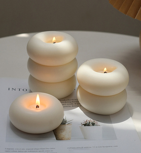 <span class=keywords><strong>Vela</strong></span> aromática de cera de soja en forma de rosquilla creativa, decoración romántica para el hogar, dormitorio, adornos para Navidad, Acción de Gracias, vacaciones de Pascua - Product Image 5