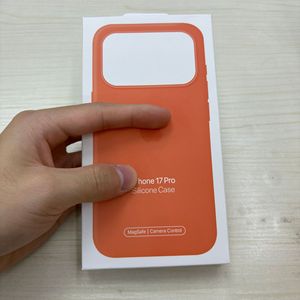 เคสโทรศัพท์ซิลิโคนเหลวแท้พร้อมส่ง รุ่นแม่เหล็ก สำหรับ iPhone17 พร้อมเอฟเฟกต์แอนิเมชั่นเปิดเครื่องและปุ่ม AI - Product Image 4