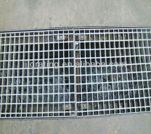 Grille de drainage en acier galvanisé anti-colmatage pour couvercle de caniveau, traitement des eaux usées, piscine, parking - Product Image 1