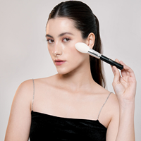 Pinceaux de maquillage pour le visage et les yeux en poils de chèvre avec logo personnalisé, qualité professionnelle, ensemble de 24 pinceaux à manche en bois pour les maquilleurs