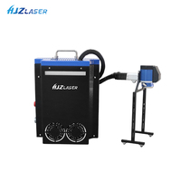 Machine de nettoyage laser portative à impulsion pour l'élimination de la rouille sur l'acier, 200W 300W, avec source laser et sac à dos