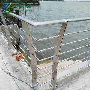 Barriera di traffico elevata Anti-collisione recinzione per ponte Guardrail fiume terrapieno isolamento protezione del paesaggio di sicurezza - Product Image 4