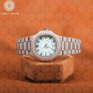 Montre-bracelet en diamant VVS de bonne qualité avec un style élégant et une précision fiable, idéale pour un cadeau, disponible au prix d'exportation - Product Image 2