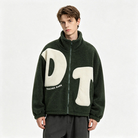 Veste en polaire sherpa à col montant avec patch lettre personnalisé pour homme, coupe oversize, zippée, style streetwear, manteau d'hiver en polaire teddy