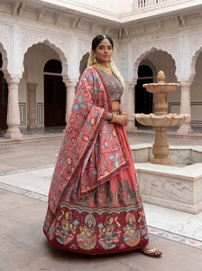 Lehenga Choli con estampado Kalamkari de alta demanda, con dupatta a juego, para mujer, ropa tradicional para bodas y fiestas, disponible para la venta. - Product Image 6